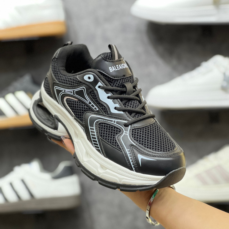 کتونی وارداتی K.Shoes مدل Balenciaga لژ خاص فوقالعاده سبک رنگ مشکی