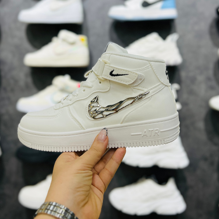 کتونی زنانه K.Shoes مدل Jordan ساقدار نایکی فلزی رنگ سفید