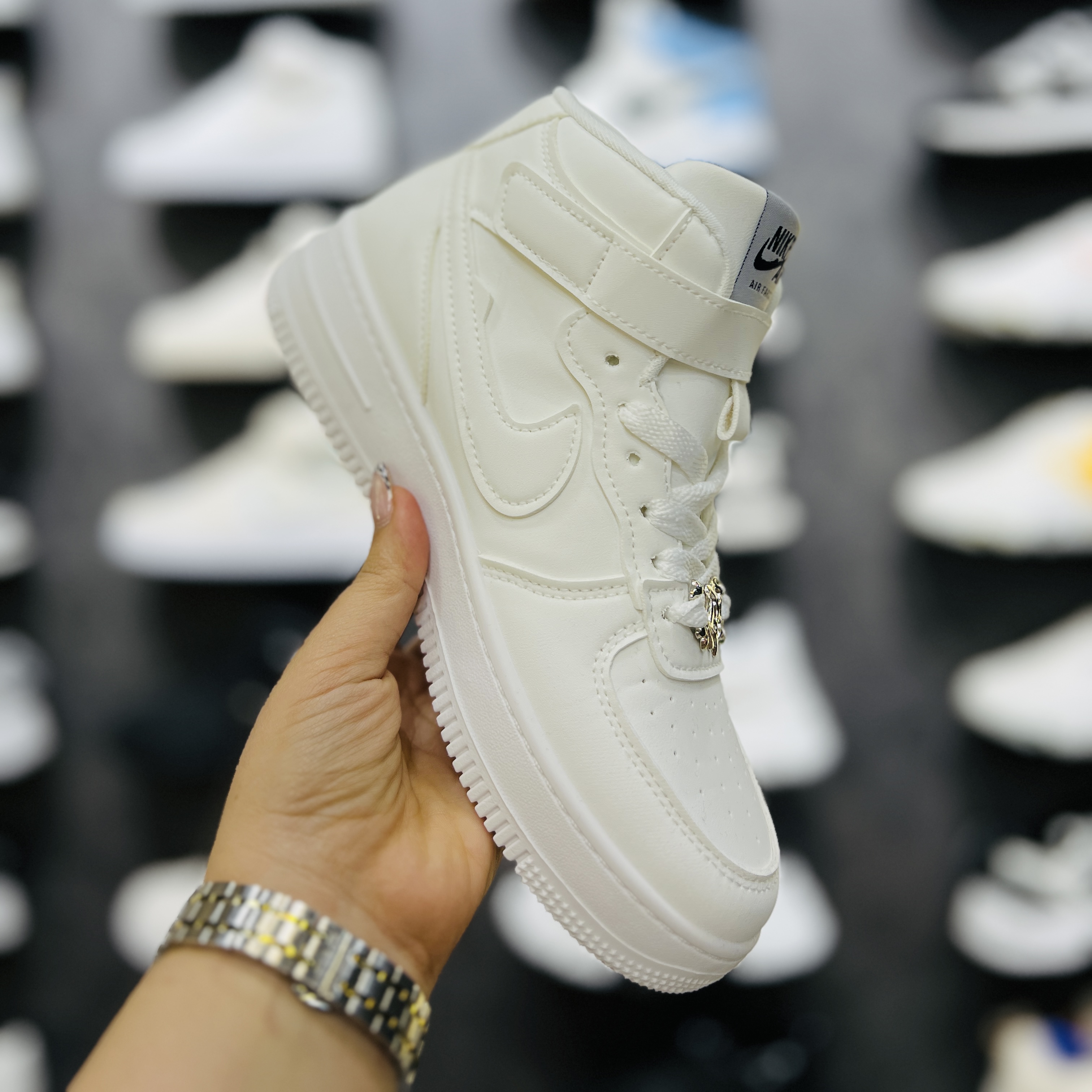کتونی زنانه K.Shoes مدل Jordan ساقدار نایکی فلزی رنگ سفید
