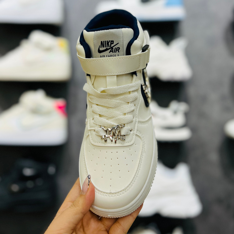 کتونی زنانه K.Shoes مدل Jordan ساقدار نایکی فلزی رنگ سورمه ای