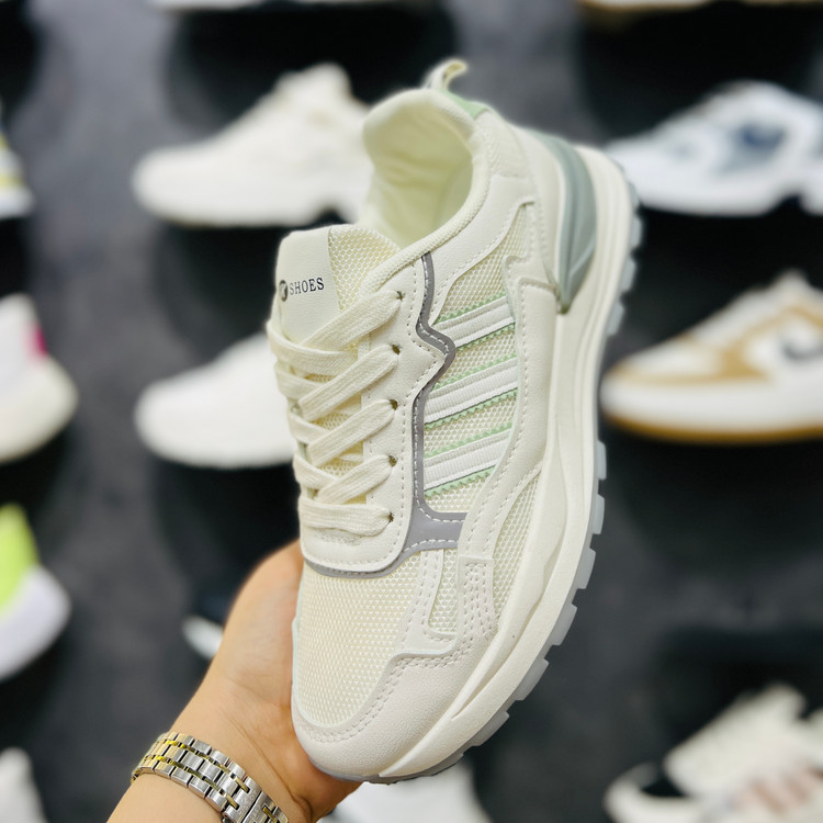 کتونی زنانه وارداتی K.Shoes سهخط اسپرت - تصویر 4